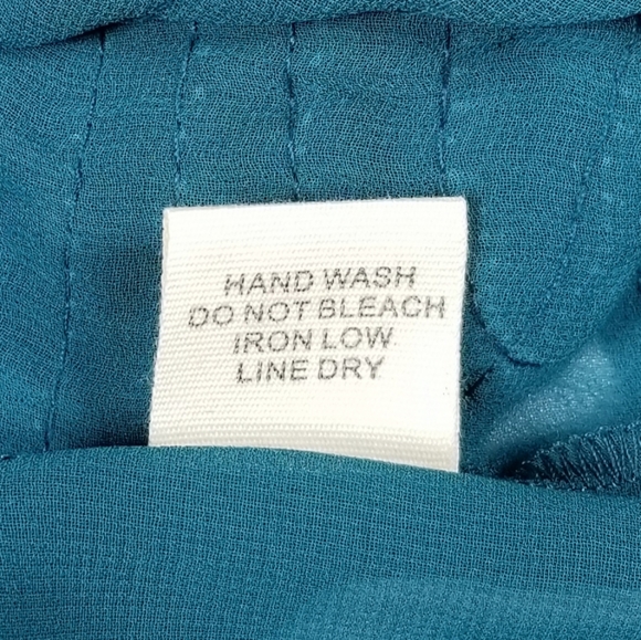 Medium Teal textured semi-sheer tank - Picture 6 of 11